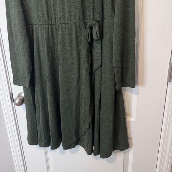 Torrid Super Soft Plush Green At The Knee Hacci Faux Wrap Dress Women’s Size 3X - Picture 5 of 11